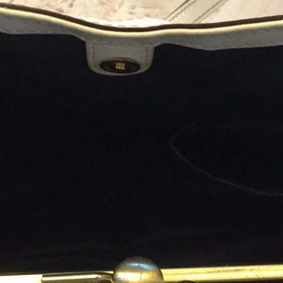 Beautiful Coach bag - Picture 11 of 11